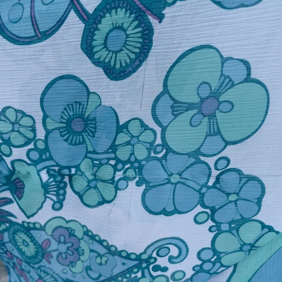 { Sonia } - Picture 6 of 6